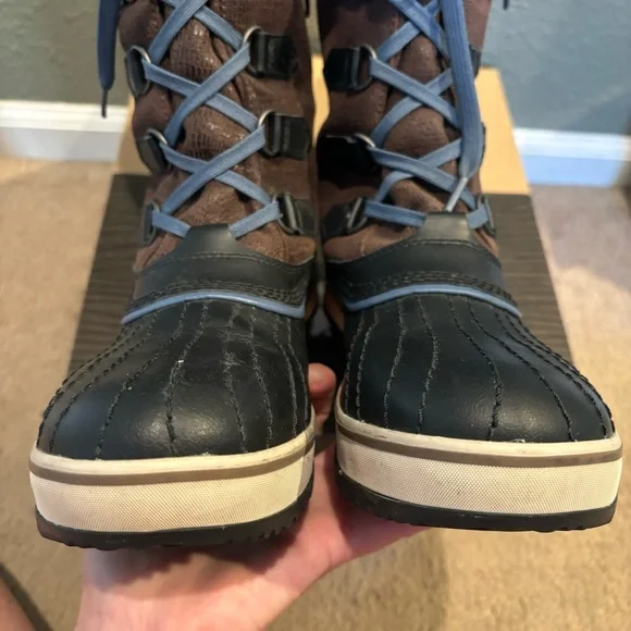 Sorel Women's Tivoli High Brown & Black Lace-Up Winter Boots - Picture 8 of 15